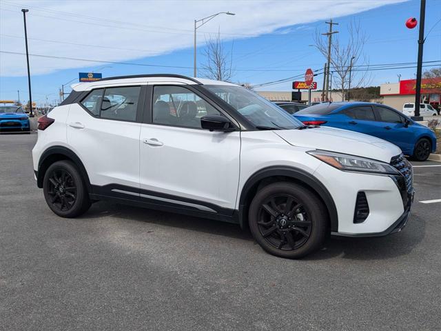 2024 Nissan Kicks SR Xtronic CVT