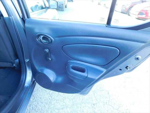 2016 Nissan Versa 1.6 S+