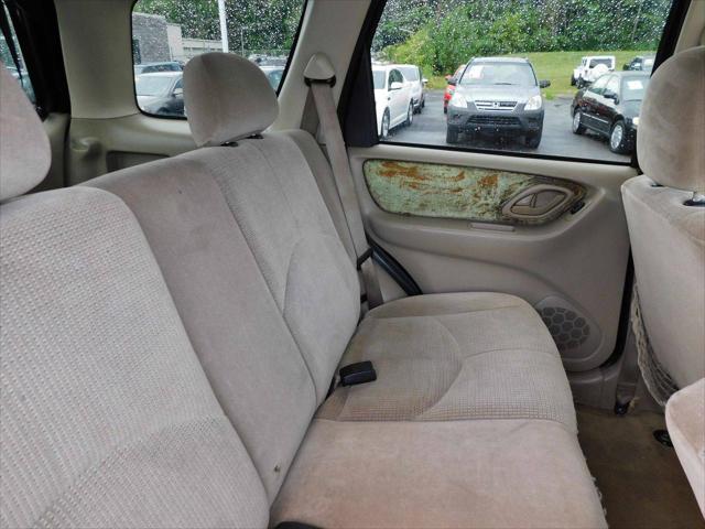 2003 Mazda Tribute LX V6