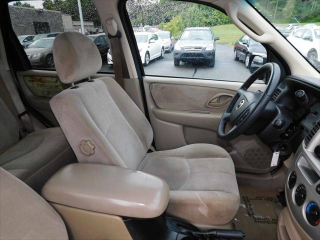2003 Mazda Tribute LX V6