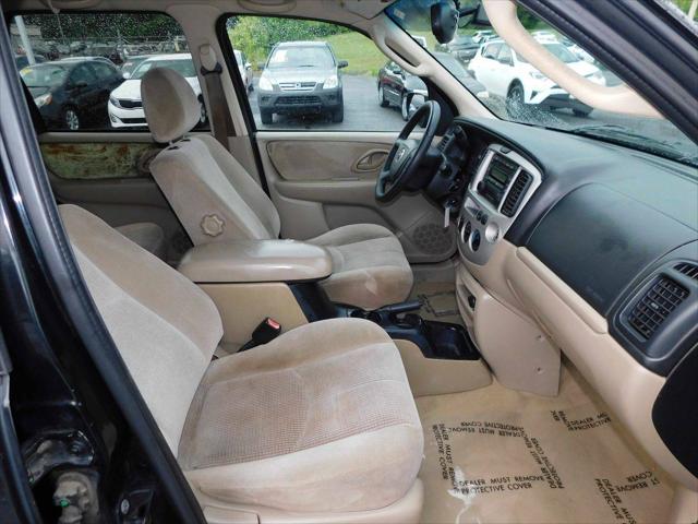 2003 Mazda Tribute LX V6