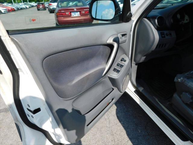 2001 Toyota RAV4 Base