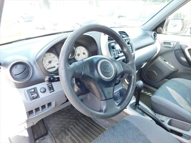 2001 Toyota RAV4 Base