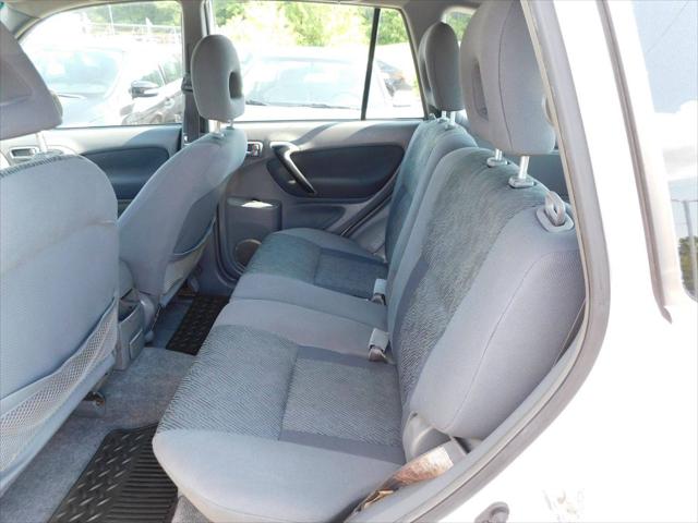 2001 Toyota RAV4 Base