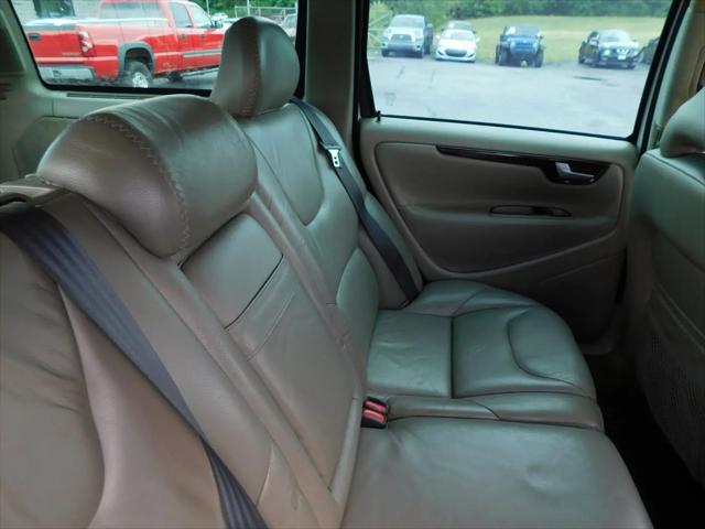 2004 Volvo XC70 XC70