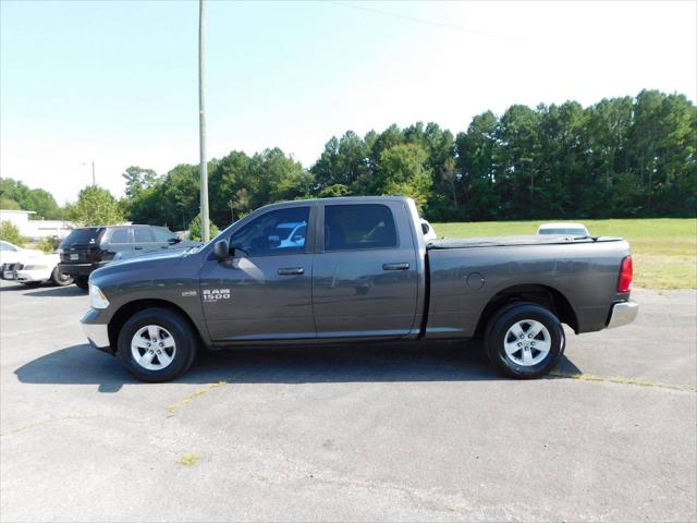 2019 Ram 1500 Classic SLT Crew Cab 4x2 6'4" Box