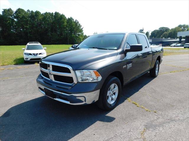 2019 Ram 1500 Classic SLT Crew Cab 4x2 6'4" Box