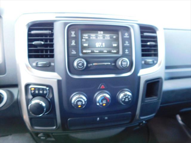 2019 Ram 1500 Classic SLT Crew Cab 4x2 6'4" Box