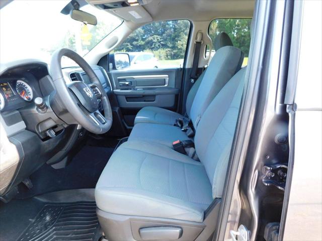 2019 Ram 1500 Classic SLT Crew Cab 4x2 6'4" Box