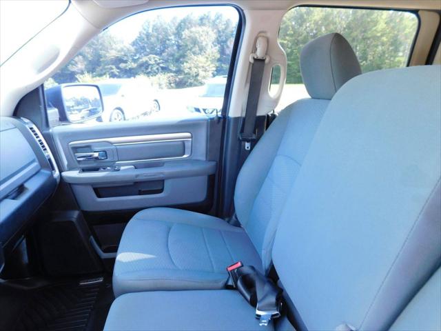 2019 Ram 1500 Classic SLT Crew Cab 4x2 6'4" Box