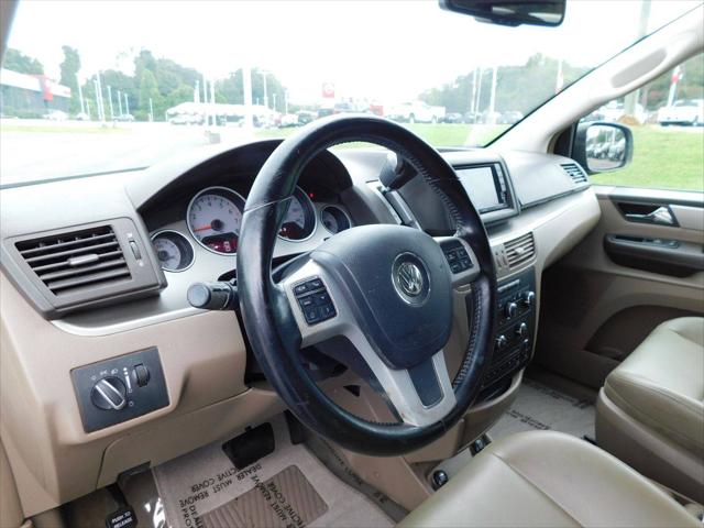 2012 Volkswagen Routan SE