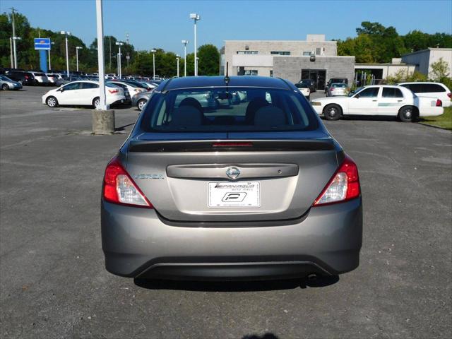 2017 Nissan Versa 1.6 S+