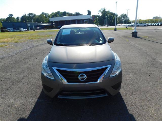 2017 Nissan Versa 1.6 S+