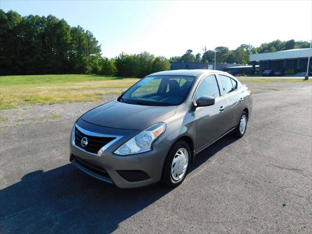 2017 Nissan Versa 1.6 S+