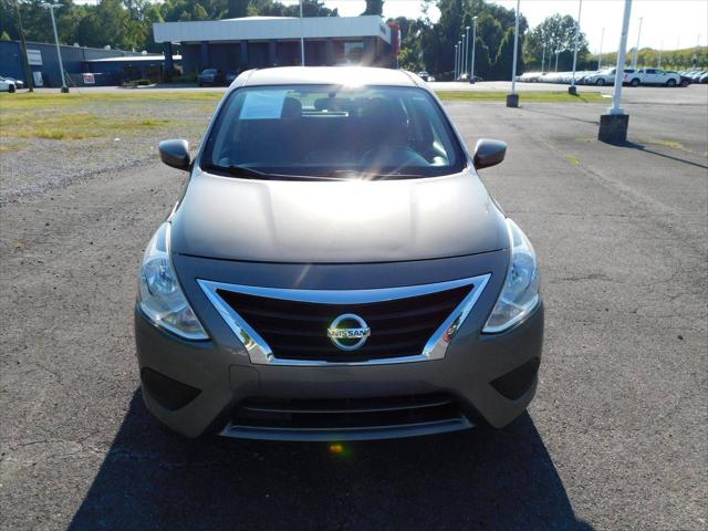 2017 Nissan Versa 1.6 S+