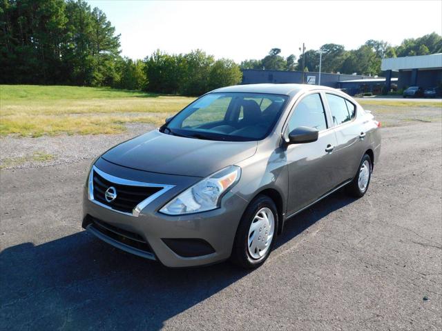 2017 Nissan Versa 1.6 S+