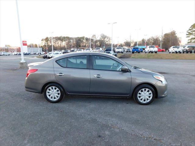 2017 Nissan Versa 1.6 SV