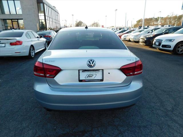 2015 Volkswagen Passat 1.8T SE