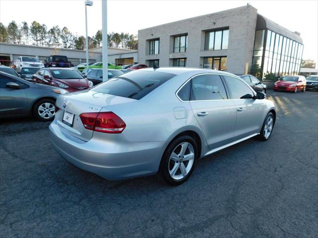 2015 Volkswagen Passat 1.8T SE