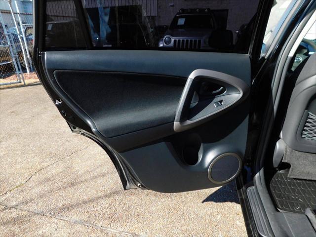2006 Toyota RAV4 Sport