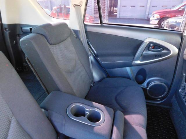 2006 Toyota RAV4 Sport