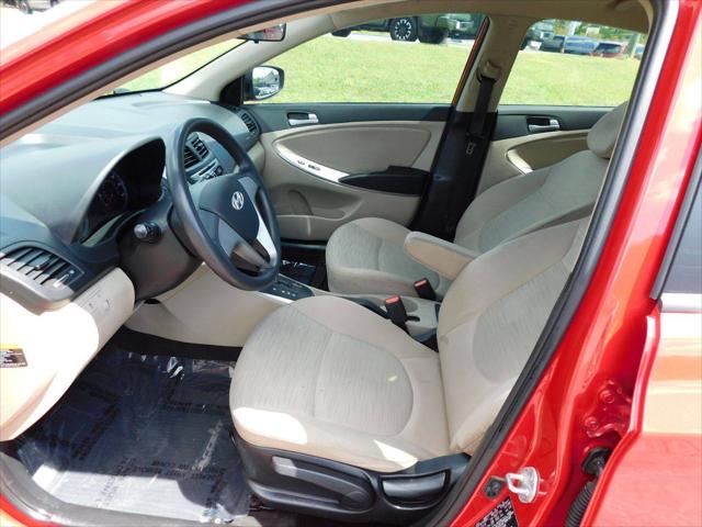 2016 Hyundai Accent SE
