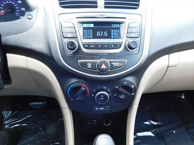 2016 Hyundai Accent SE