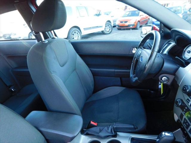2009 Ford Focus SES