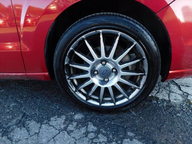 2009 Ford Focus SES
