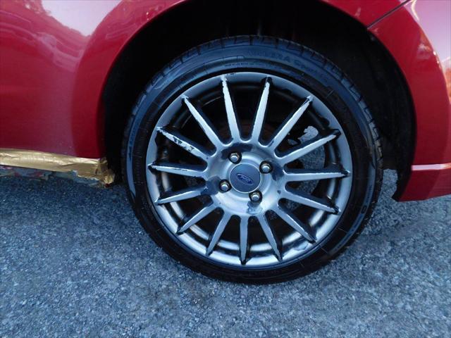2009 Ford Focus SES