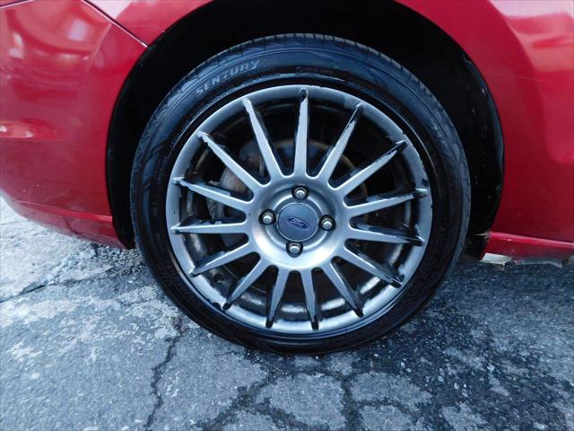 2009 Ford Focus SES
