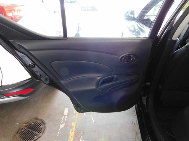 2012 Nissan Versa 1.6 SV
