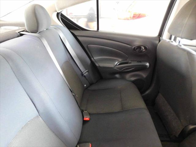 2012 Nissan Versa 1.6 SV