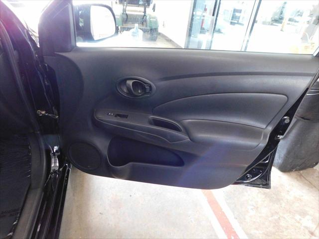 2012 Nissan Versa 1.6 SV
