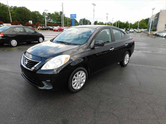 2012 Nissan Versa 1.6 SV