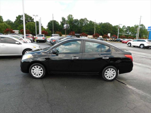 2012 Nissan Versa 1.6 SV