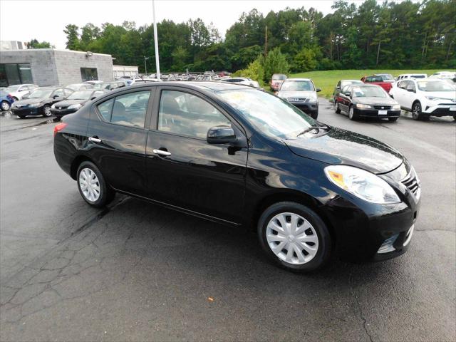 2012 Nissan Versa 1.6 SV