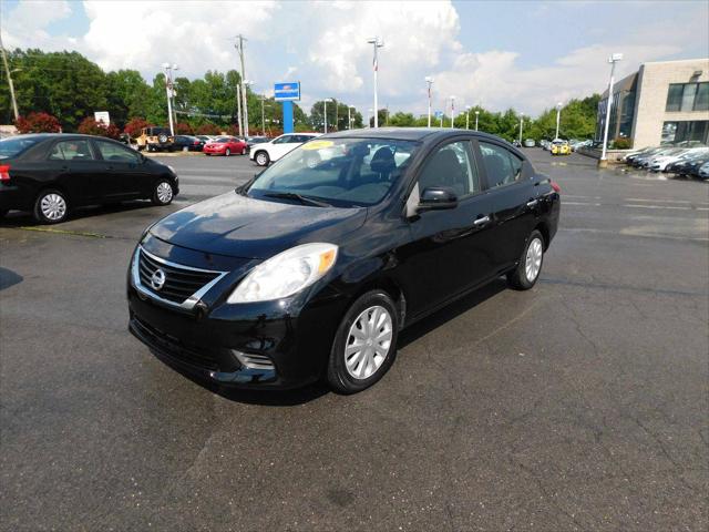 2012 Nissan Versa 1.6 SV