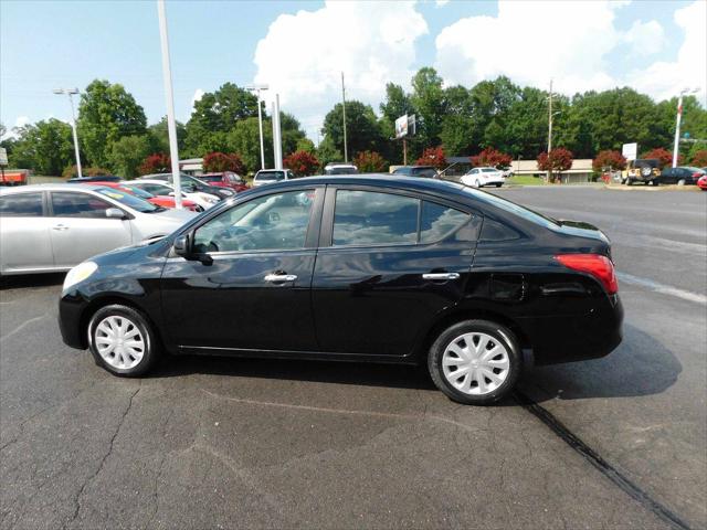 2012 Nissan Versa 1.6 SV