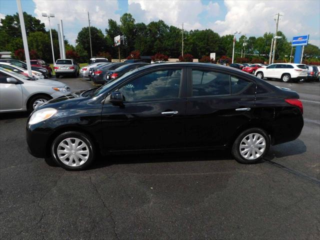 2012 Nissan Versa 1.6 SV