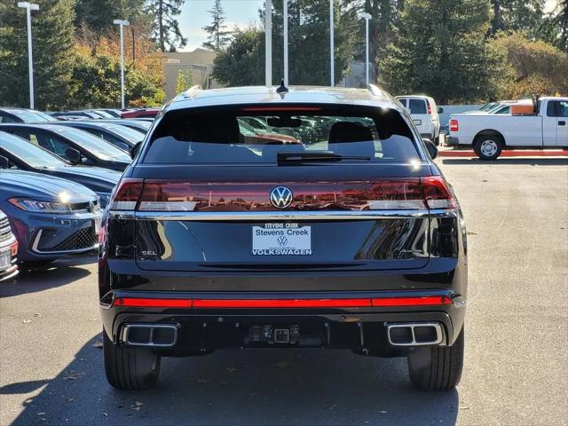 2024 Volkswagen Atlas Cross Sport 2.0T SEL R-Line