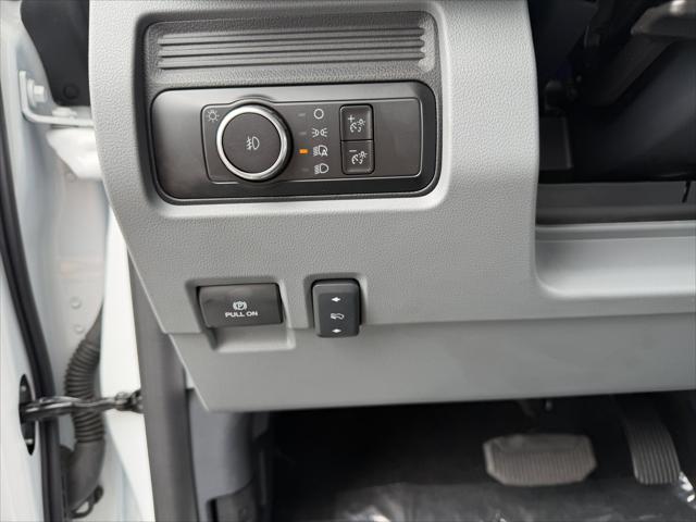 2024 Ford 600 XLT