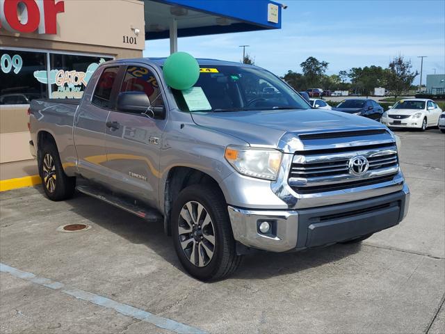 2017 Toyota Tundra SR5 5.7L V8