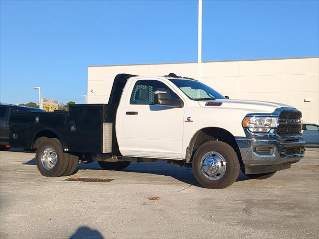 2024 RAM Ram 3500 Chassis Cab RAM 3500 TRADESMAN CHASSIS REGULAR CAB 4X4 60 CA