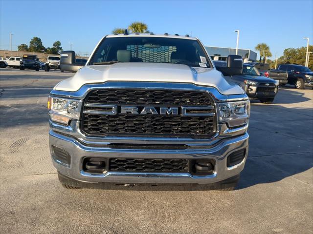 2024 RAM Ram 3500 Chassis Cab RAM 3500 TRADESMAN CHASSIS REGULAR CAB 4X4 60 CA