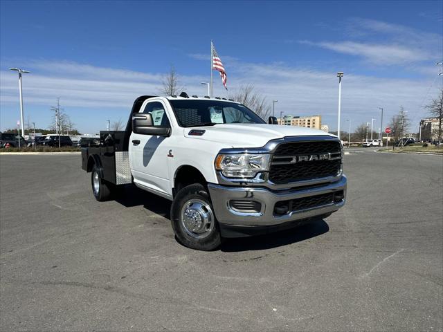 2024 RAM Ram 3500 Chassis Cab RAM 3500 TRADESMAN CHASSIS REGULAR CAB 4X4 60 CA