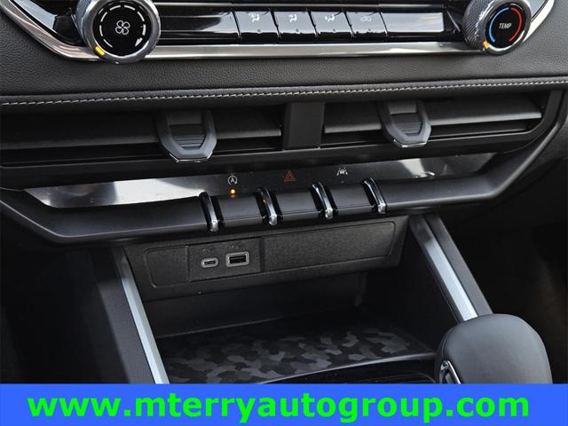 2024 Chevrolet Colorado 2WD LT