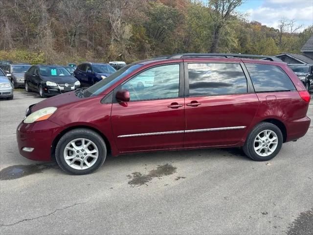 2006 Toyota Sienna XLE Limited for sale in Kansas City, KS