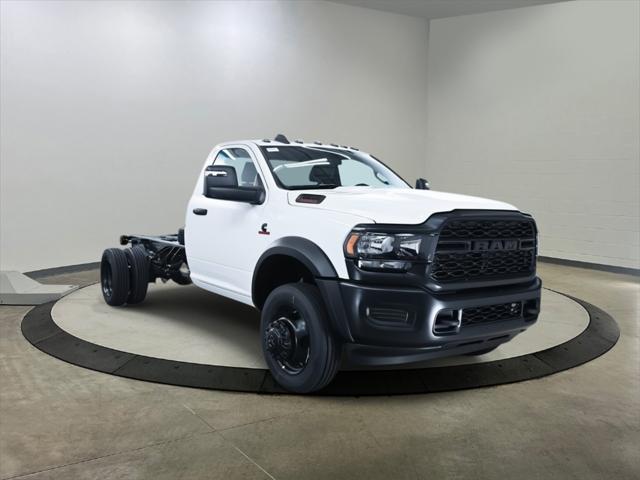 2024 RAM Ram 5500 Chassis Cab RAM 5500 TRADESMAN CHASSIS REGULAR CAB 4X2 84 CA