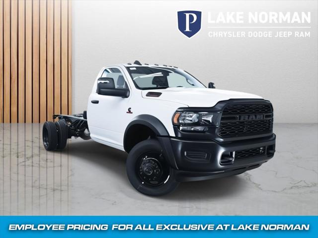 2024 RAM Ram 5500 Chassis Cab RAM 5500 TRADESMAN CHASSIS REGULAR CAB 4X2 84 CA 2024 RAM Ram 5500 Chassis Cab RAM 5500 TRADESMAN CHASSIS REGULAR CAB 4X2 84 CA